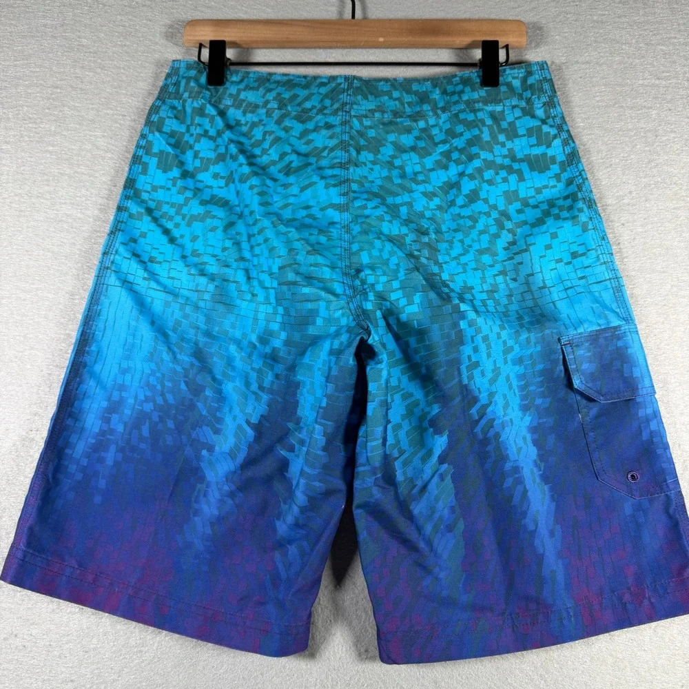 Nike 6.0 Boys Size 20 Board Shorts Blue Purple Geometric Ombre Swim Trunk 975485